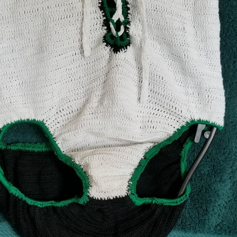 Swimsuit - Picture 2 of 4
